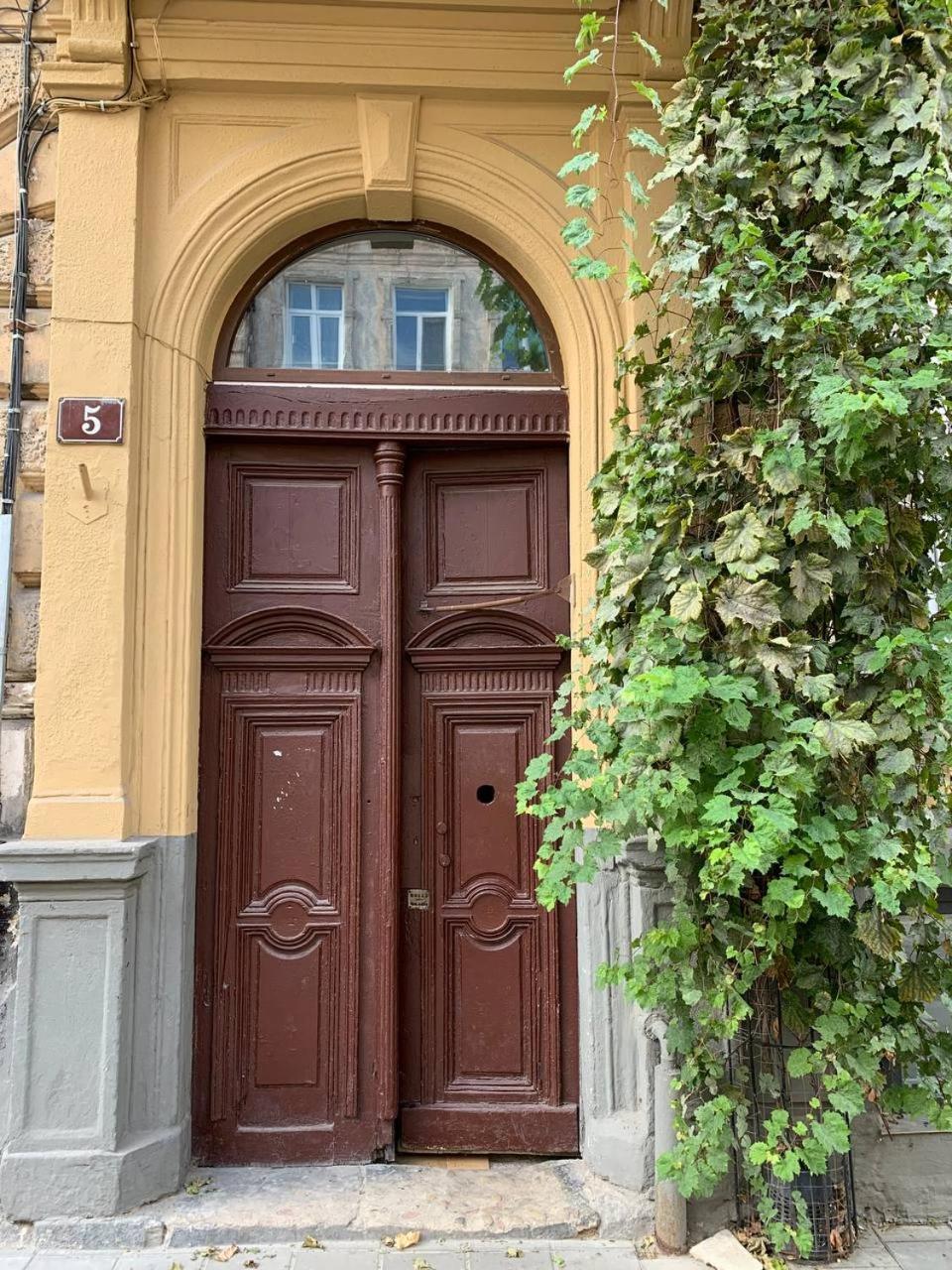 Кондиціонер Стильно 利沃夫 外观 照片